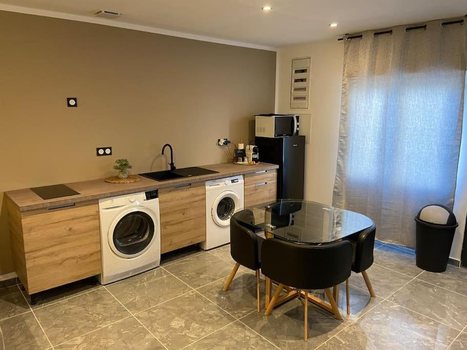 Maison Avec Jacuzzi Orange  Luaran gambar